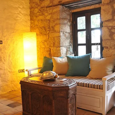 Han/Misafirhane Sun Alaçatı